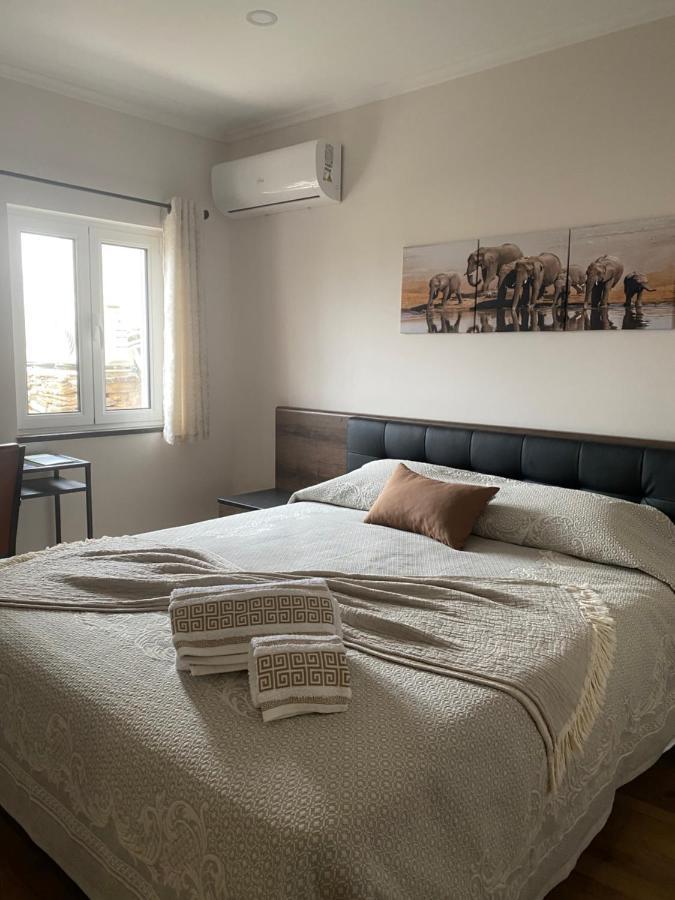 Apartamentos Barbosa Vila Nova de Fozcoa Ngoại thất bức ảnh